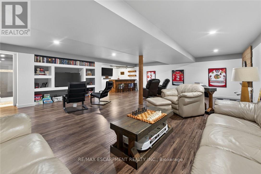5 Royal Troon Drive, Brant, ON