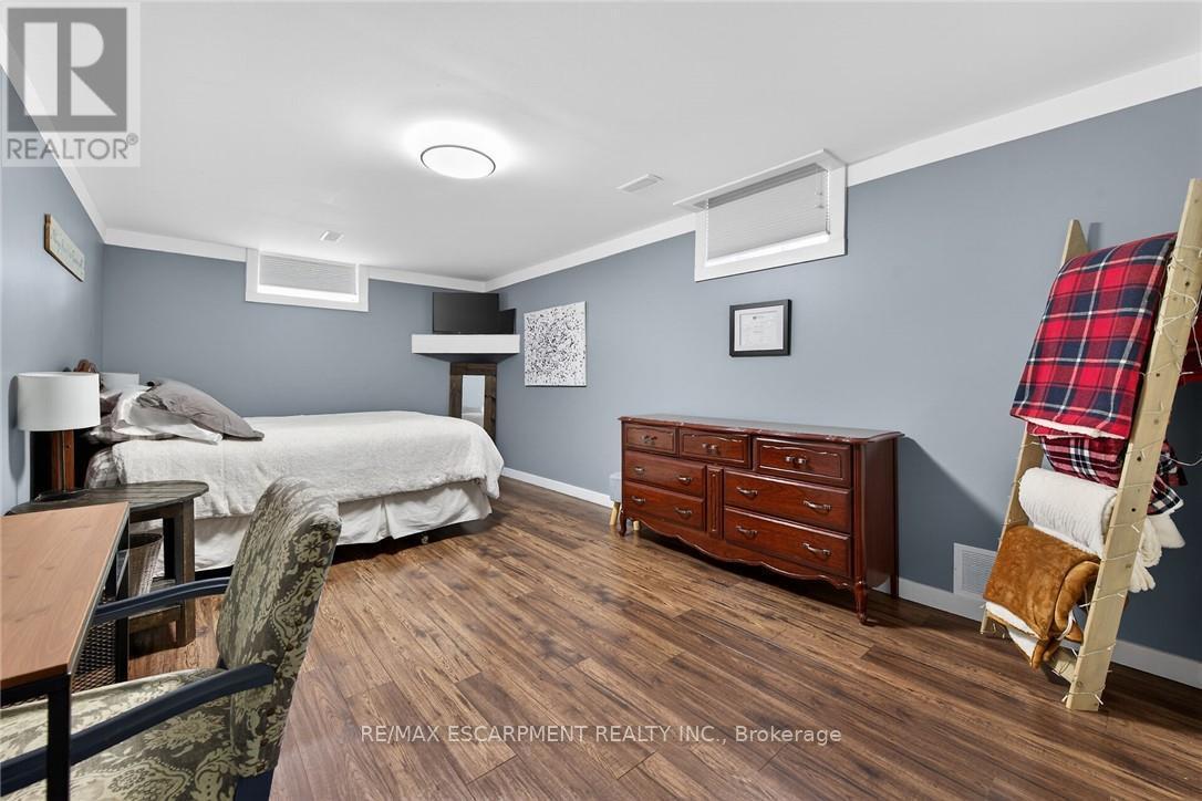 5 Royal Troon Drive, Brant, ON