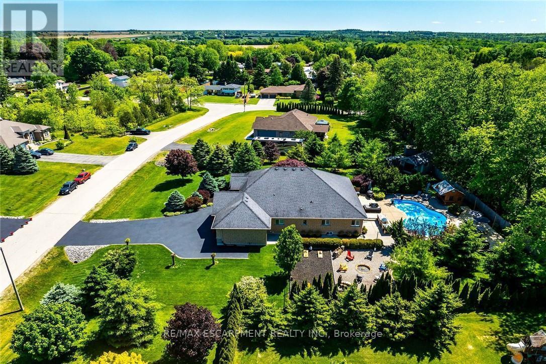 5 Royal Troon Drive, Brant, ON