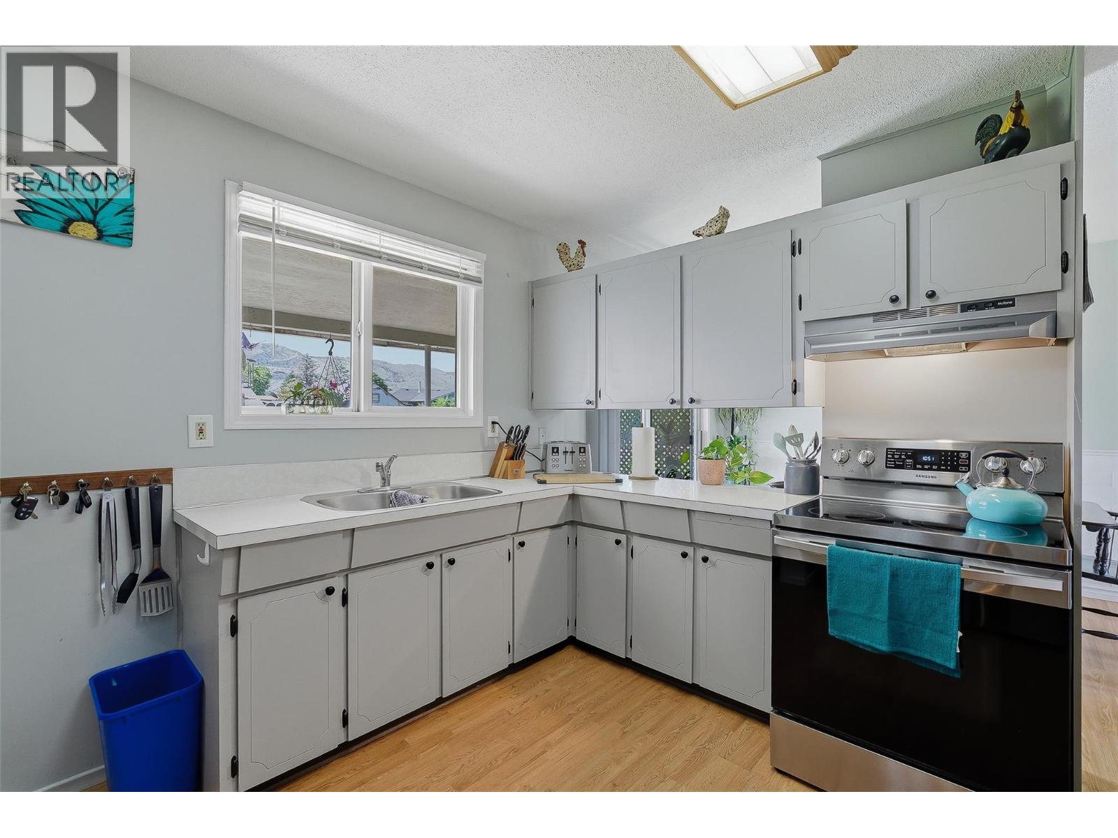2135 Fleetwood Avenue, Kamloops, BC