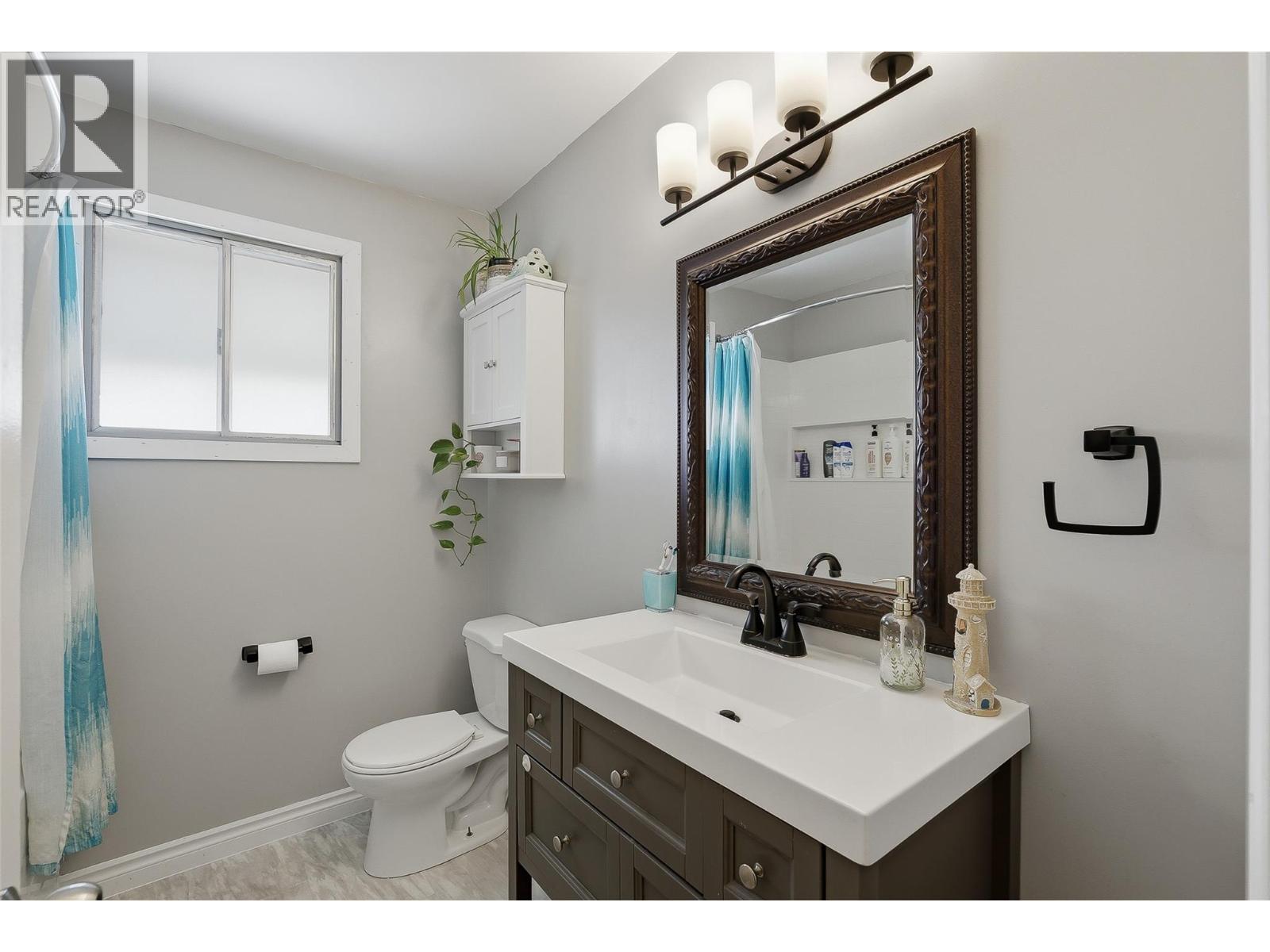 2135 Fleetwood Avenue, Kamloops, BC