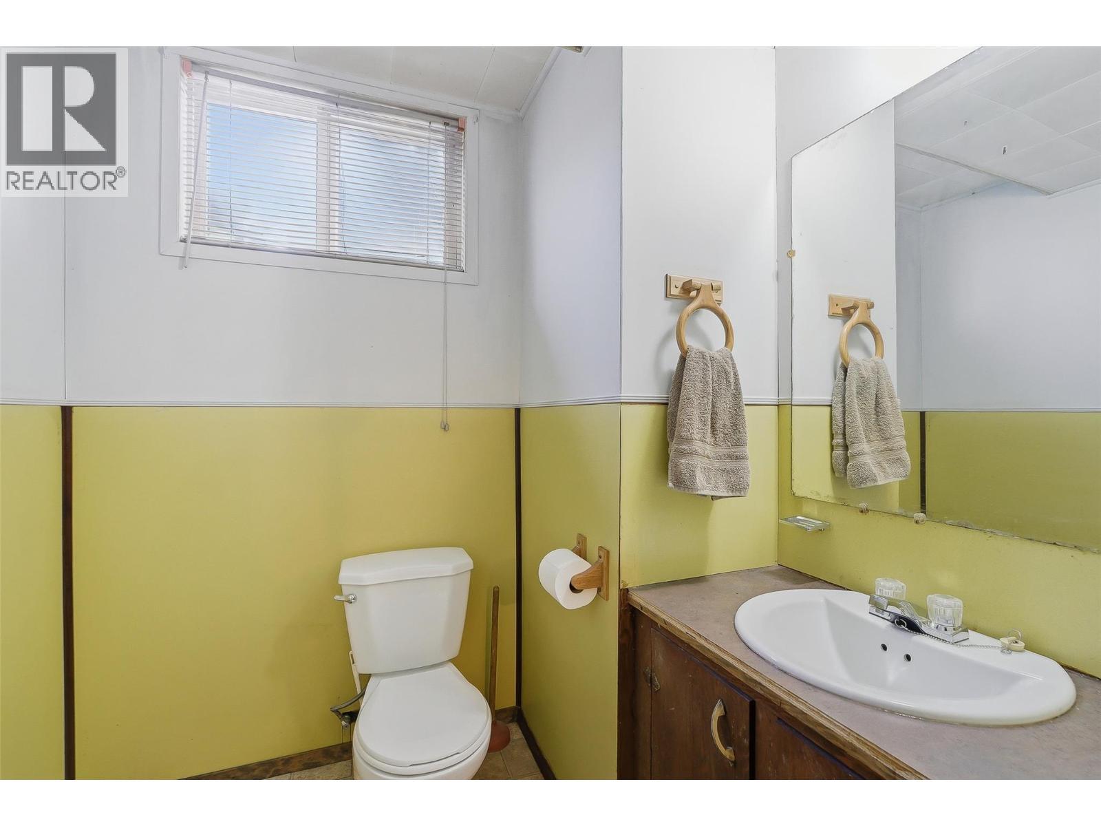 2135 Fleetwood Avenue, Kamloops, BC