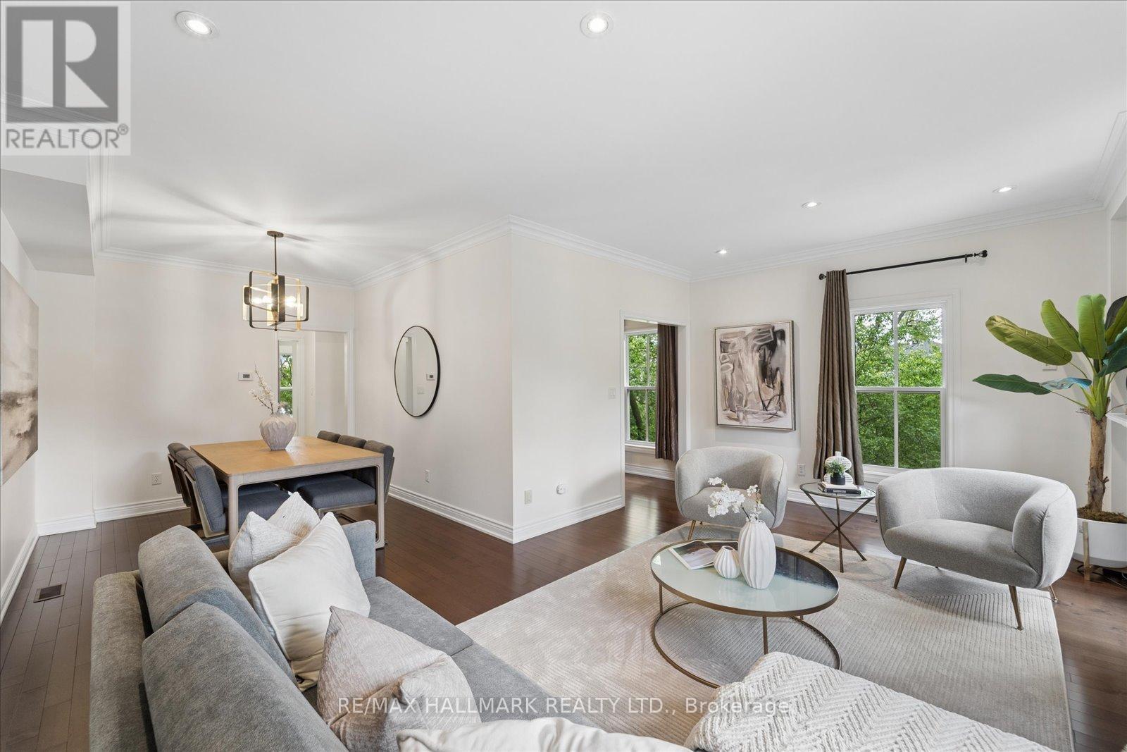 13 E J Lennox Way, Markham, ON