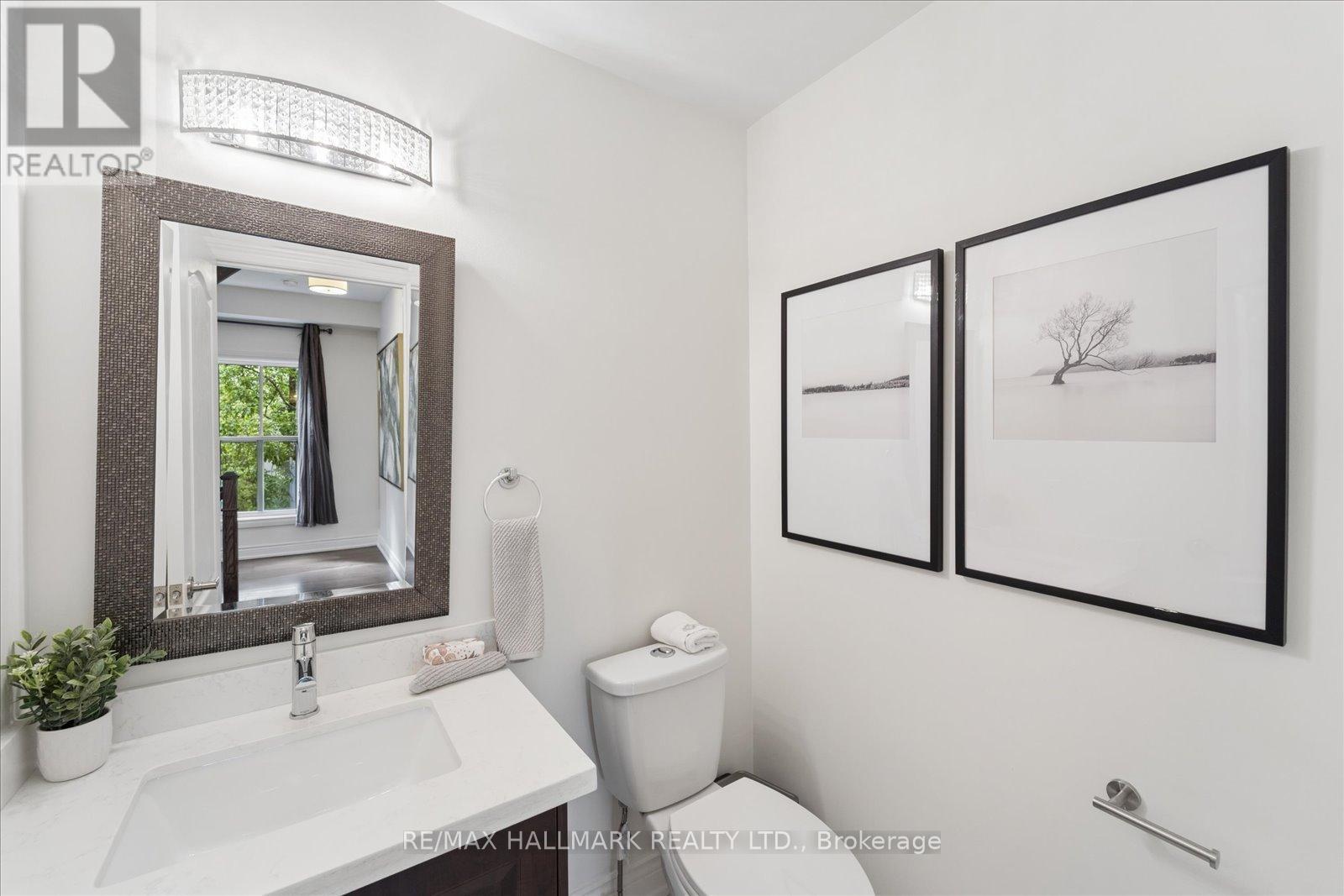 13 E J Lennox Way, Markham, ON
