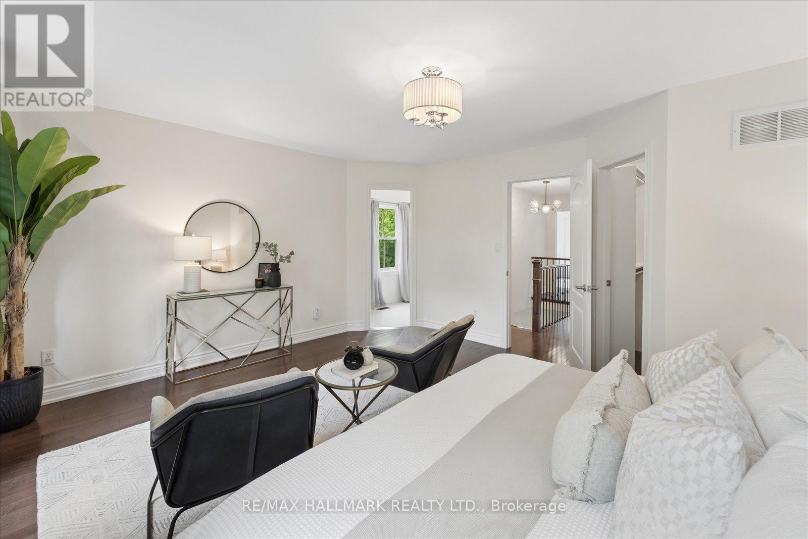 13 E J Lennox Way, Markham, ON