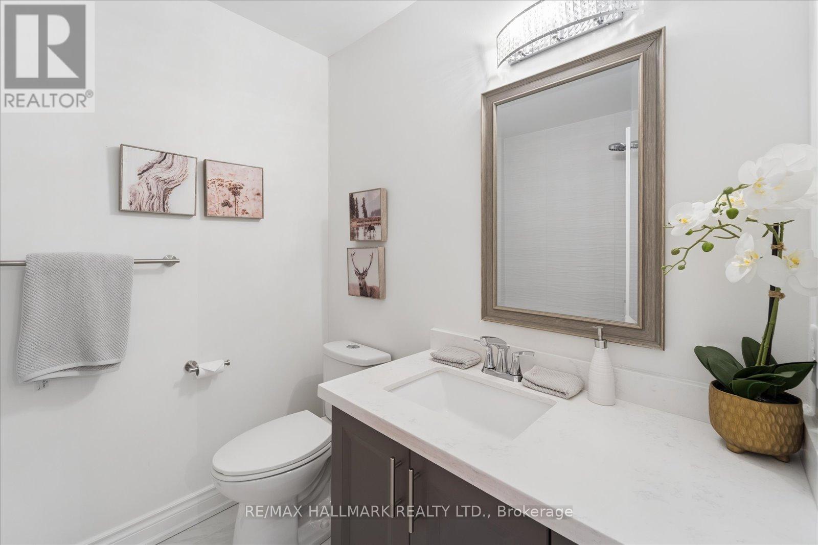 13 E J Lennox Way, Markham, ON