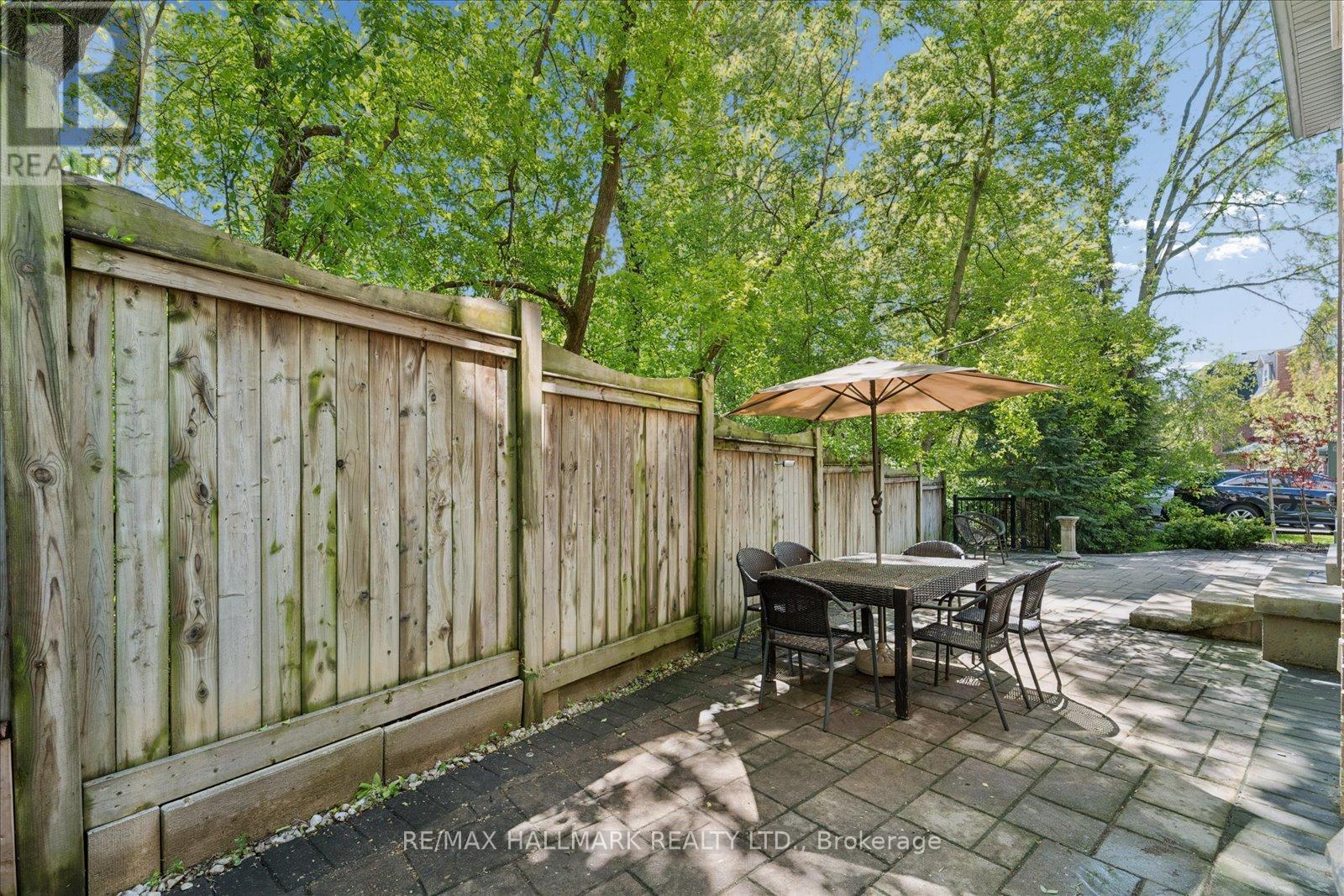13 E J Lennox Way, Markham, ON