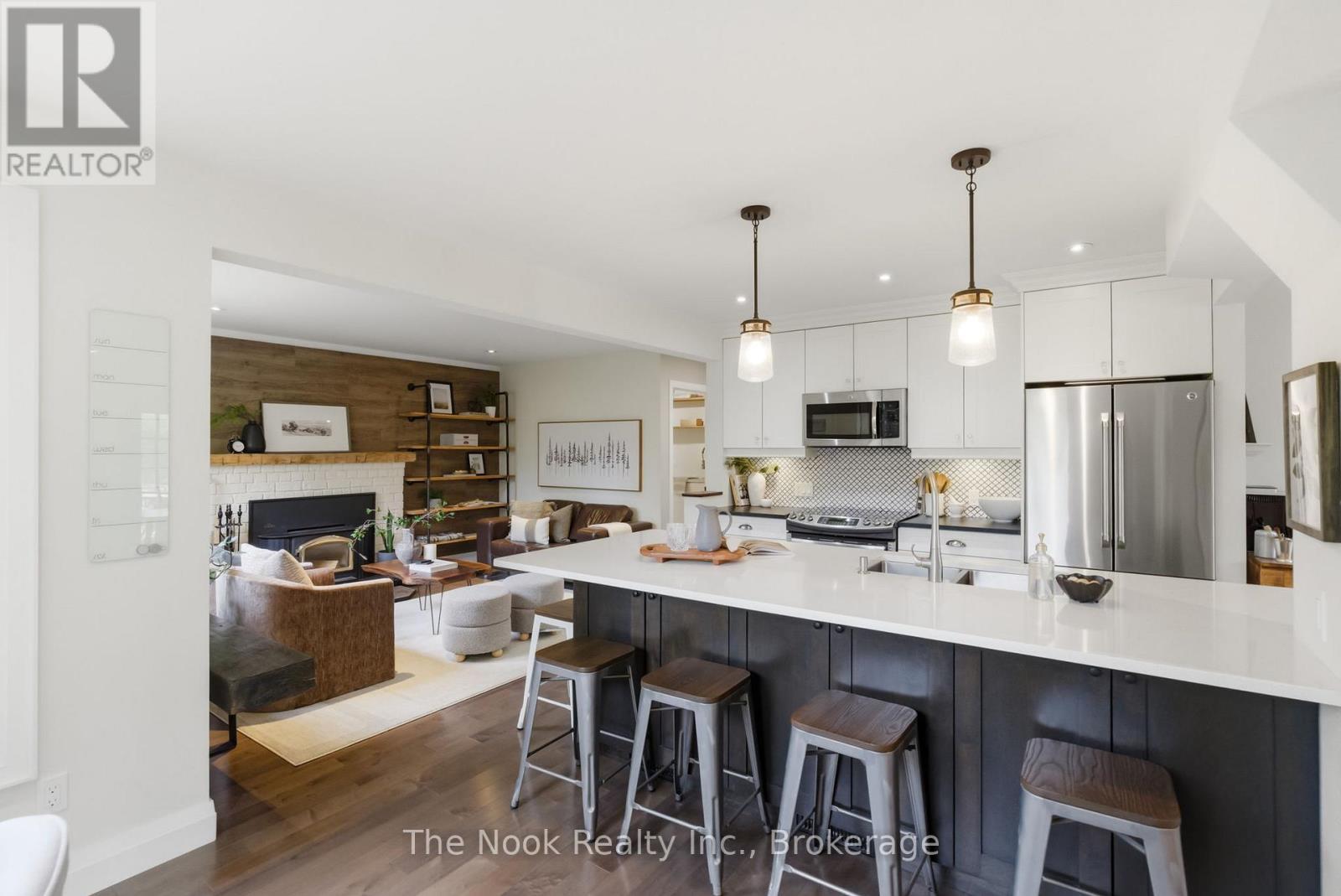 43 Carmody Lane, Uxbridge, ON