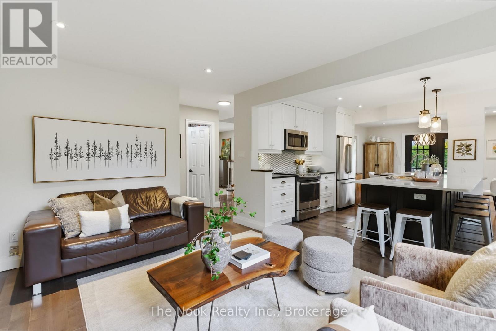 43 Carmody Lane, Uxbridge, ON