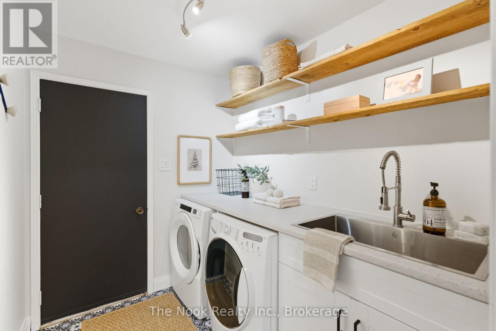 43 Carmody Lane, Uxbridge, ON