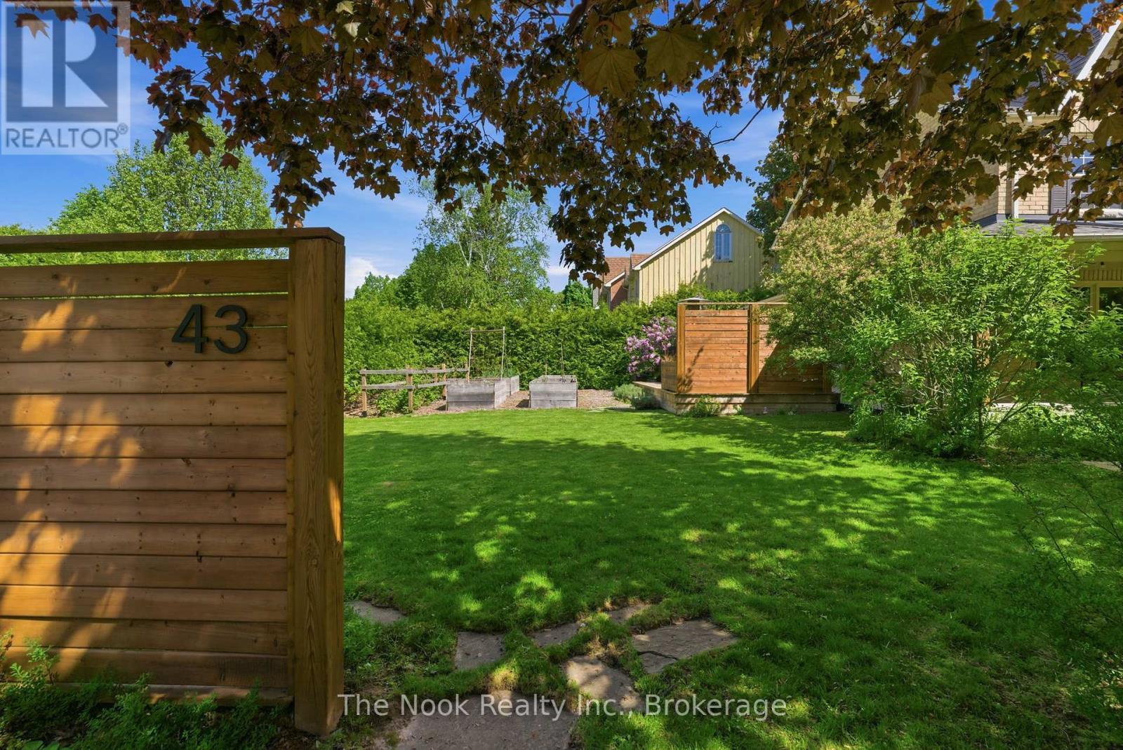 43 Carmody Lane, Uxbridge, ON