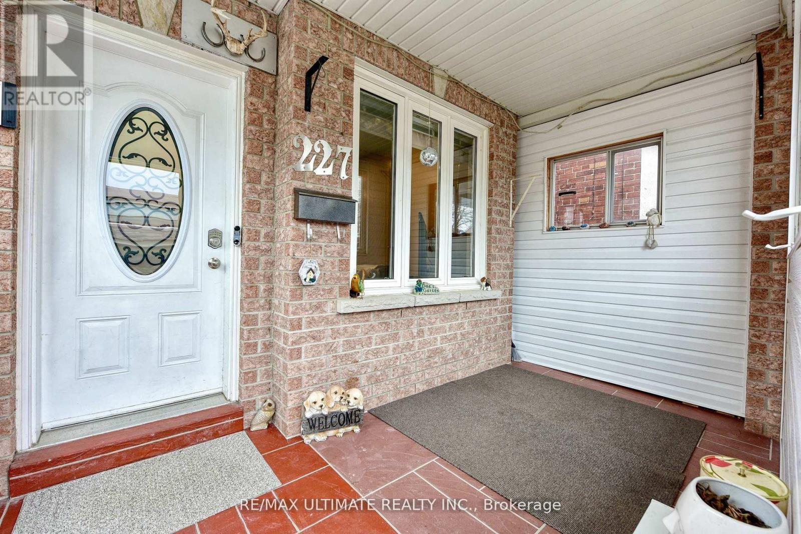 227 Earlscourt Avenue, Toronto, ON