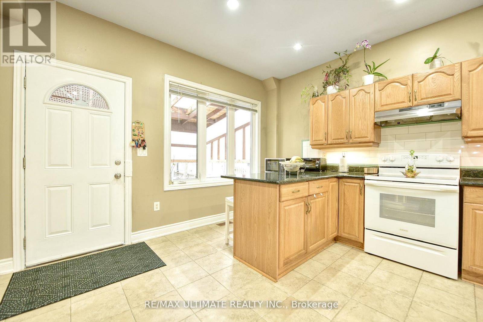 227 Earlscourt Avenue, Toronto, ON