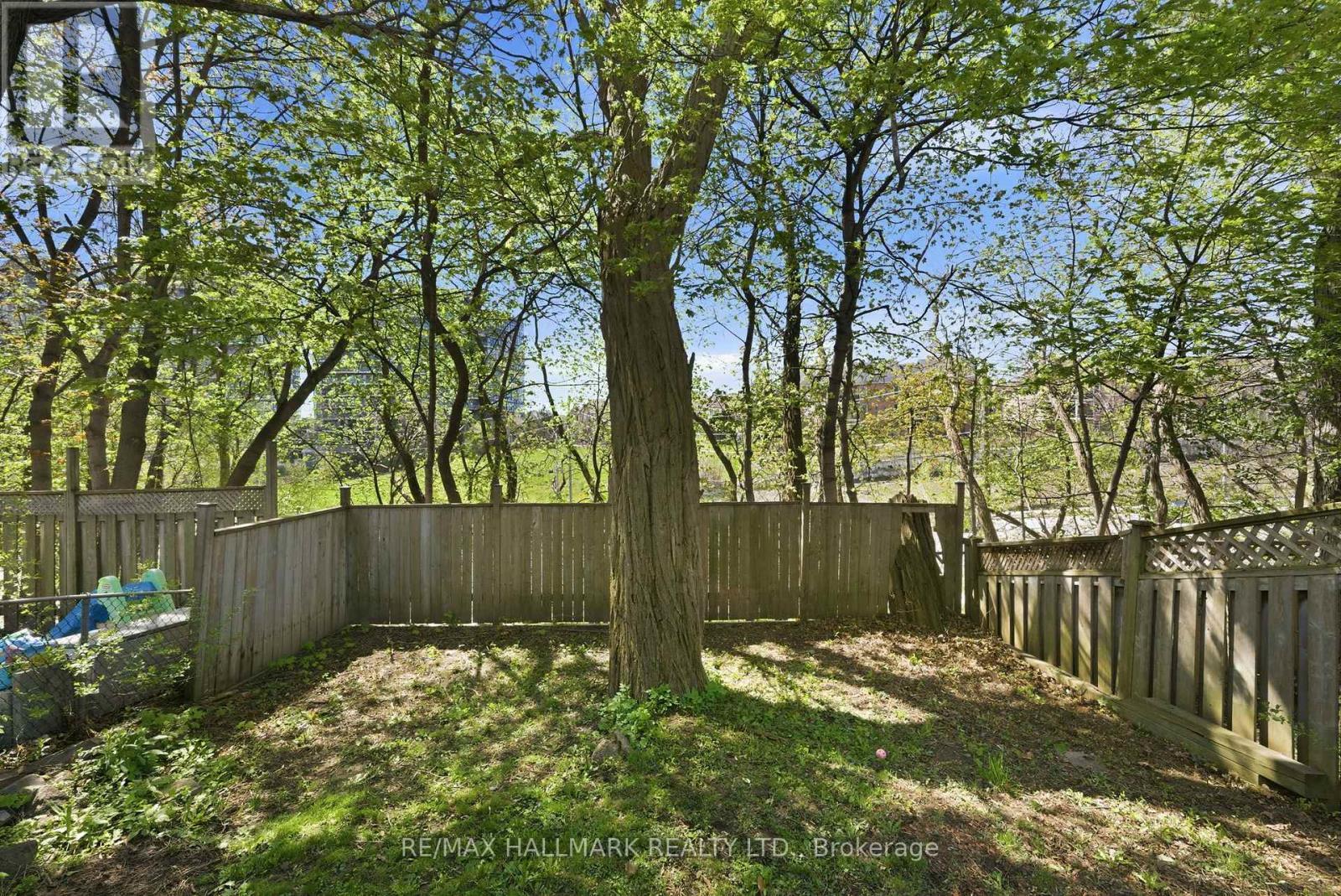 69 Thursfield Crescent, Toronto, ON
