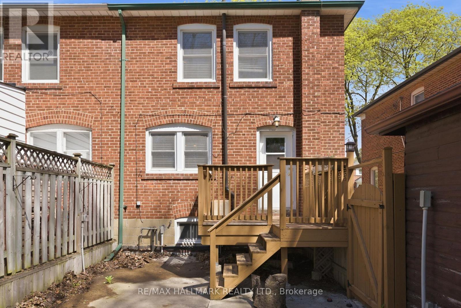 69 Thursfield Crescent, Toronto, ON