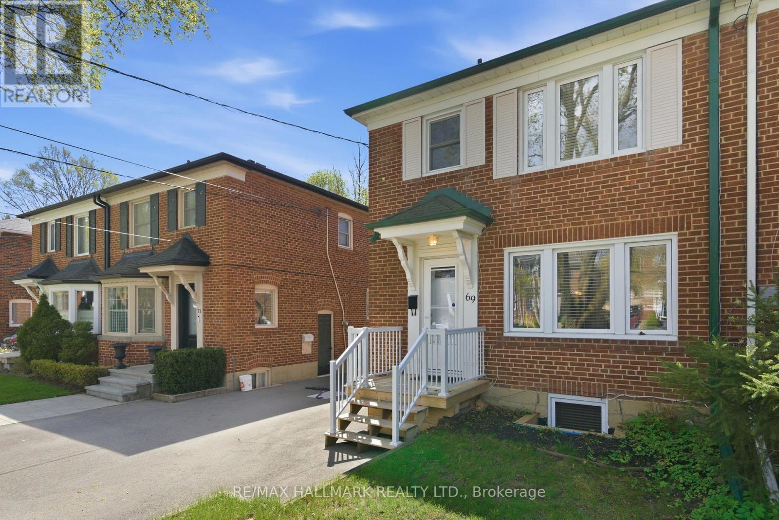 69 Thursfield Crescent, Toronto, ON