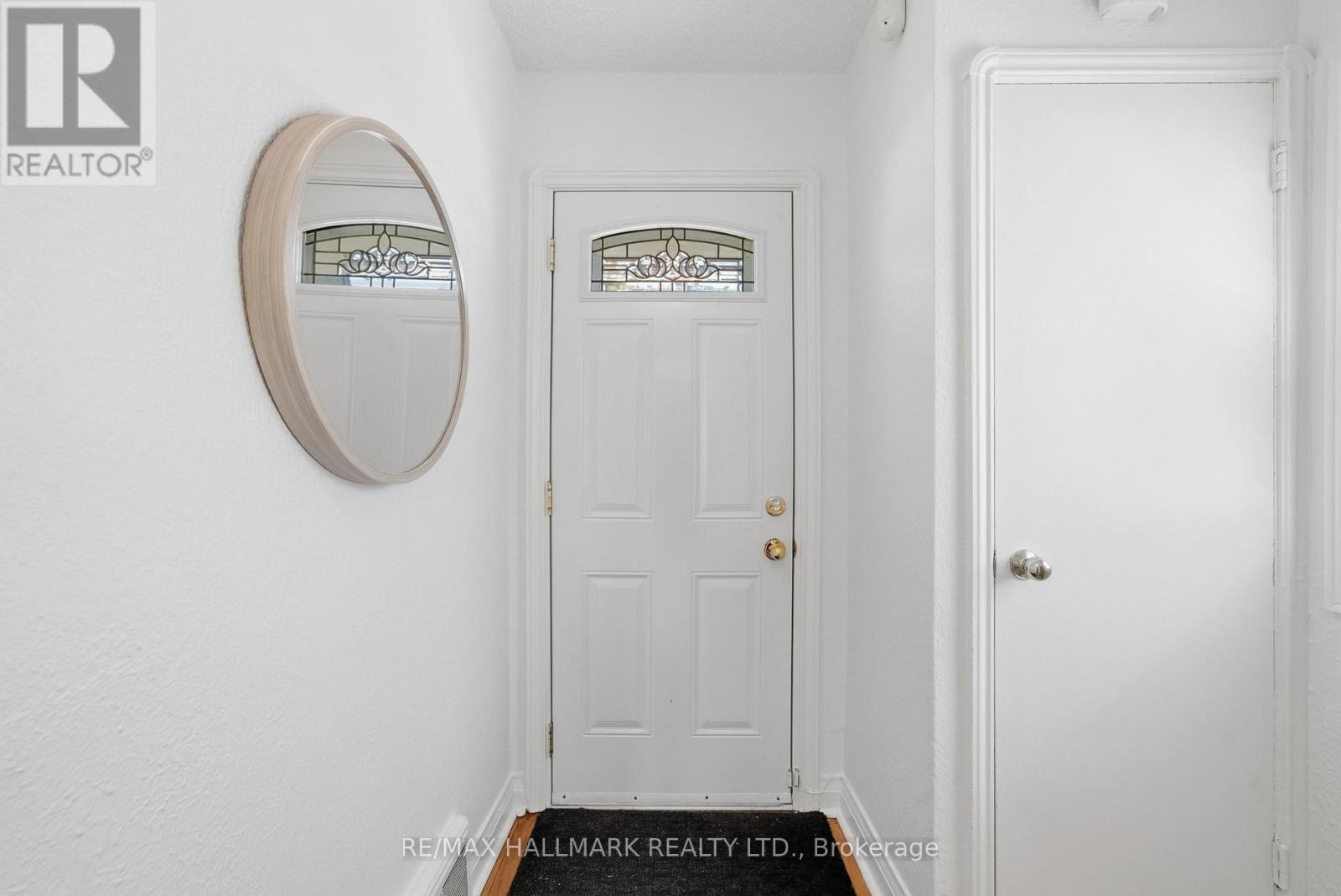 69 Thursfield Crescent, Toronto, ON