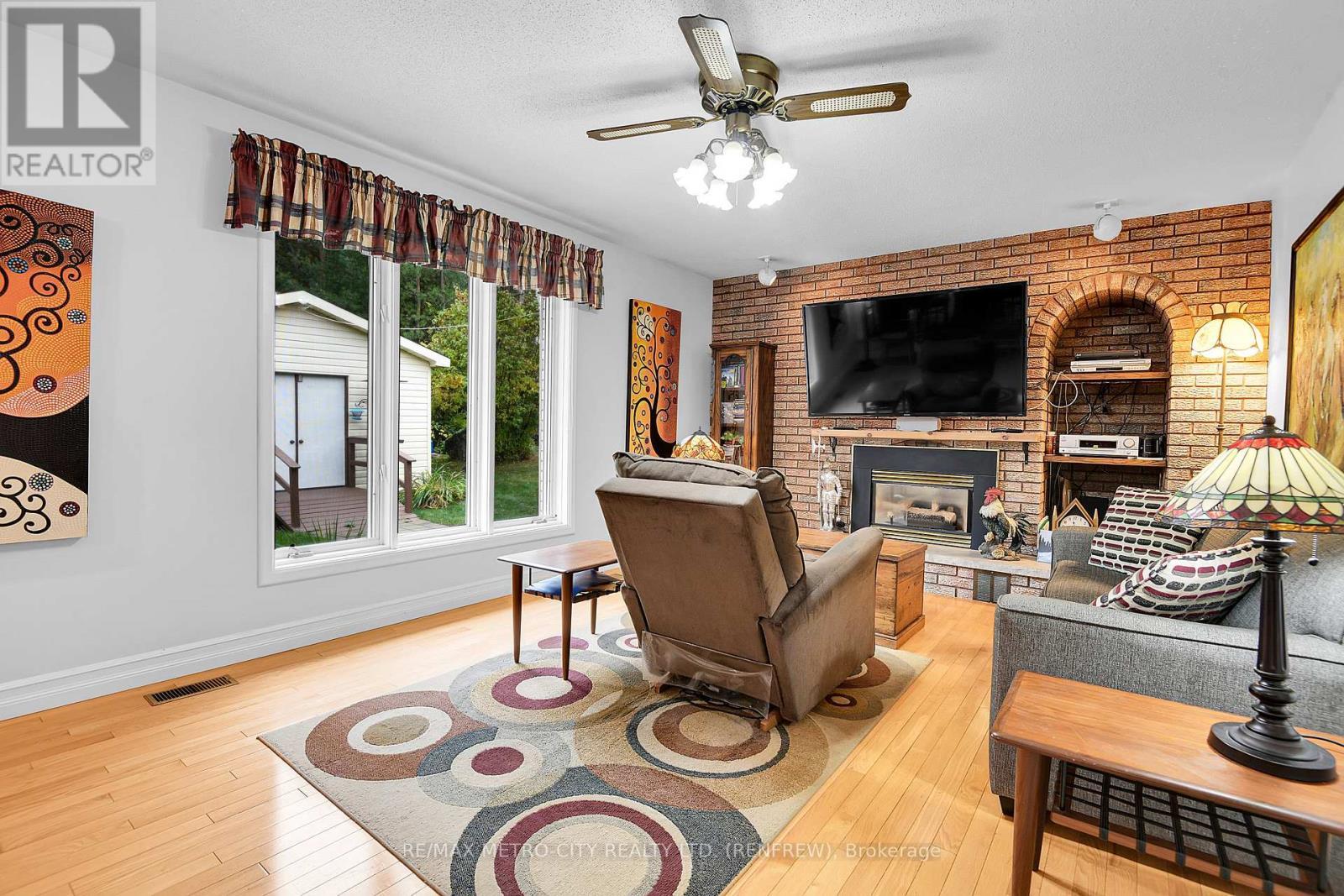 115 Ivy Avenue, Renfrew, ON