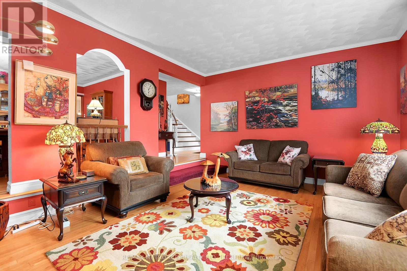 115 Ivy Avenue, Renfrew, ON