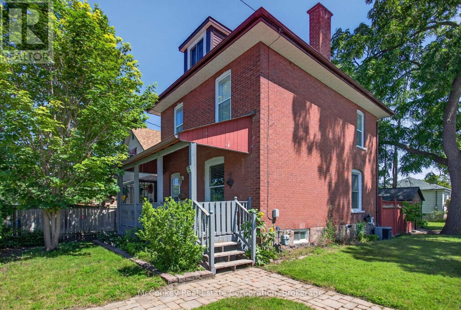 730 Park Street S, Peterborough (Otonabee Ward 1), ON - Outdoor