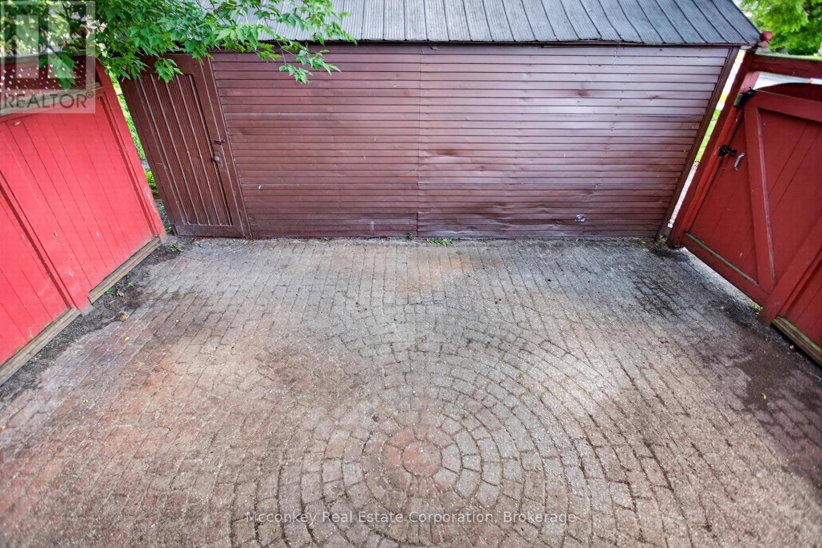 730 Park Street S, Peterborough (Otonabee Ward 1), ON - Outdoor