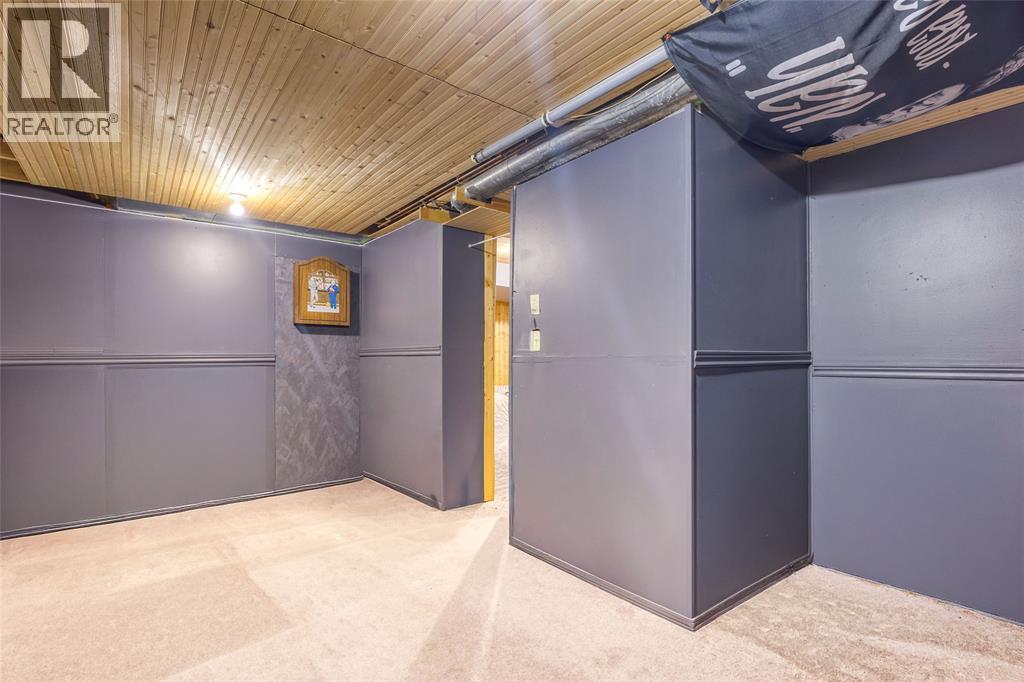 706 Esser Crescent, Sarnia, ON