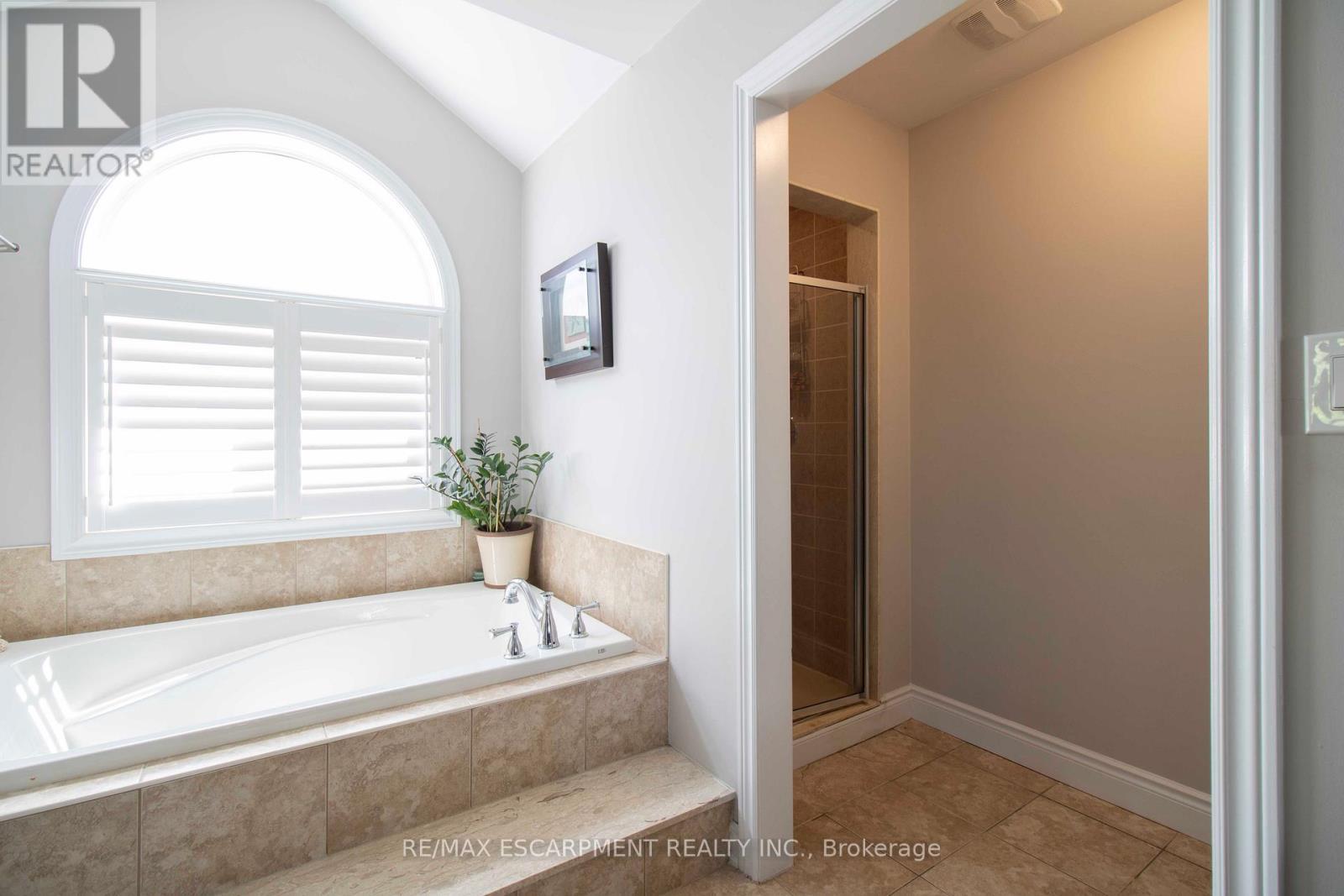 4644 Ethel Road, Burlington, ON