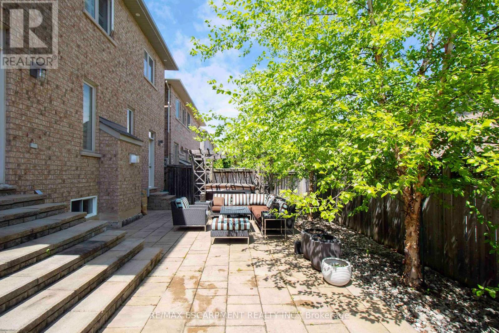 4644 Ethel Road, Burlington, ON
