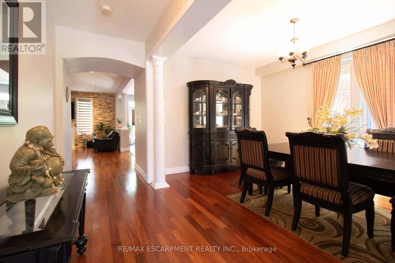 4644 Ethel Road, Burlington, ON