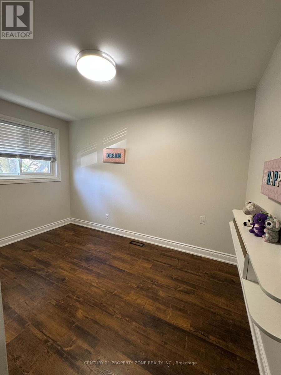 33 Flowertown Avenue, Brampton, ON
