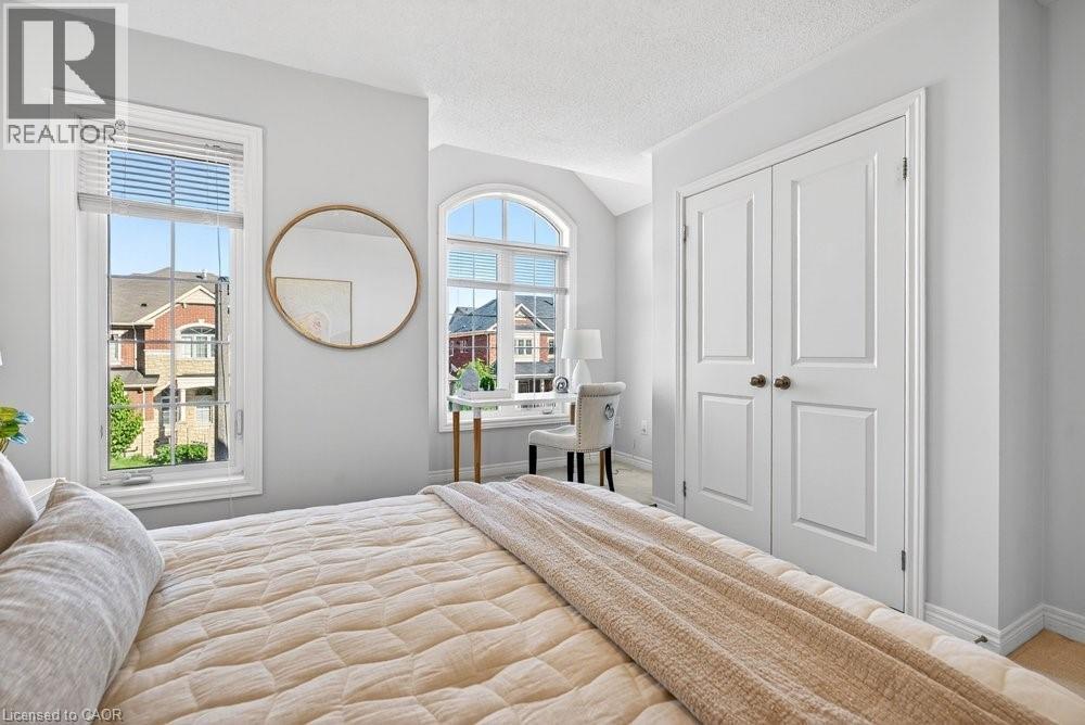 523 Terrace Way, Oakville, ON - Indoor Photo Showing Bedroom