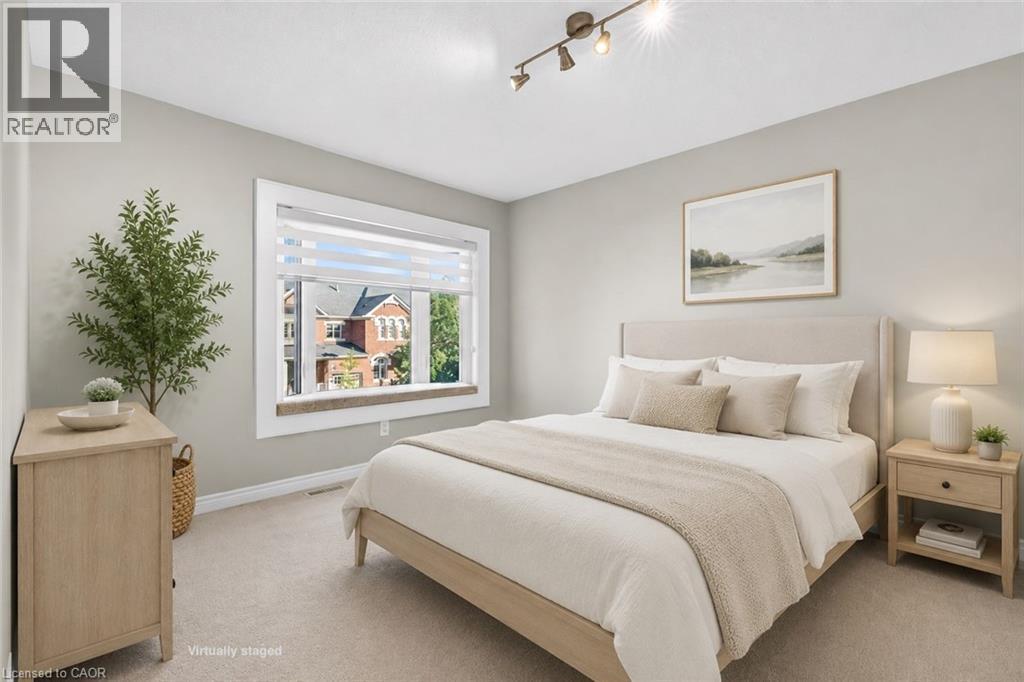 523 Terrace Way, Oakville, ON - Indoor Photo Showing Bedroom