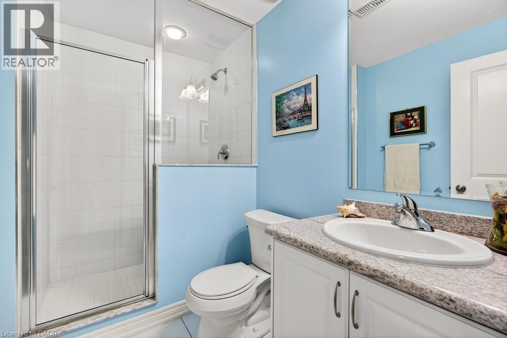 523 Terrace Way, Oakville, ON - Indoor Photo Showing Bathroom