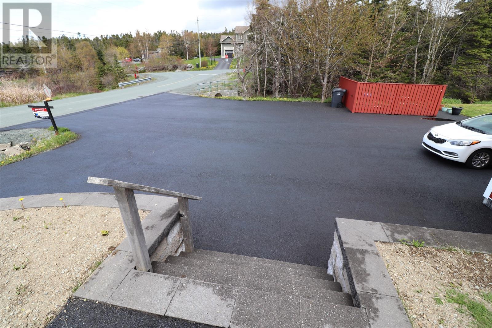 7 Squires Road, Paradise, NL