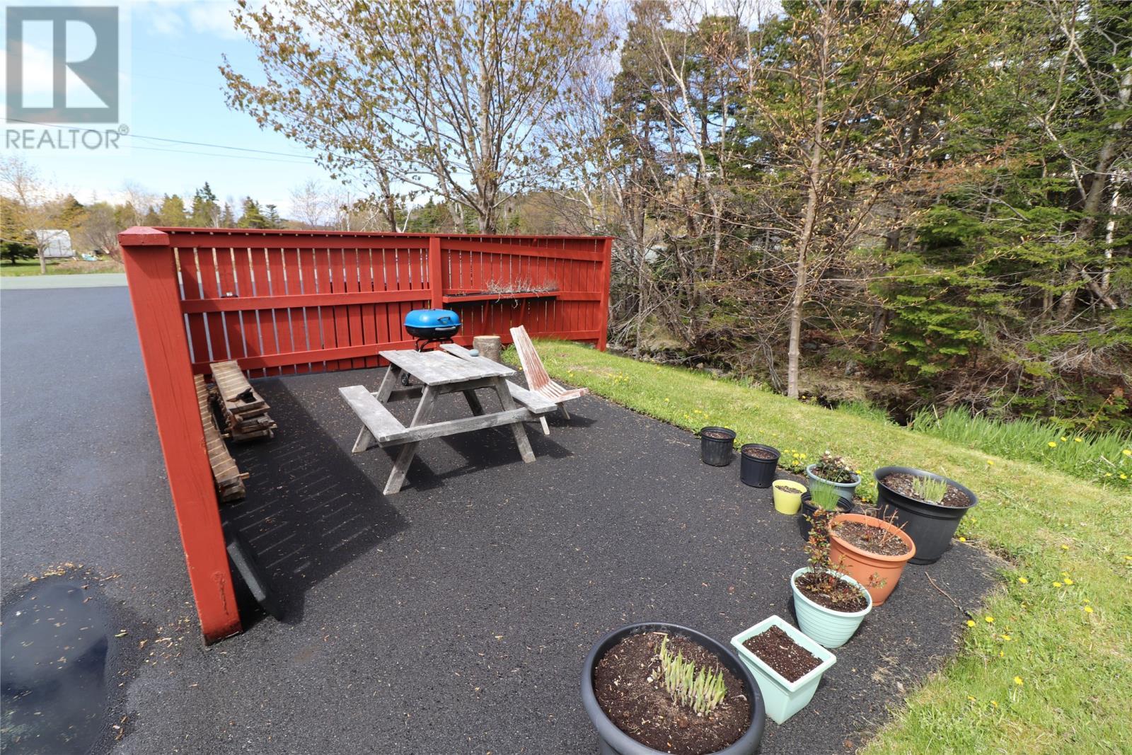 7 Squires Road, Paradise, NL