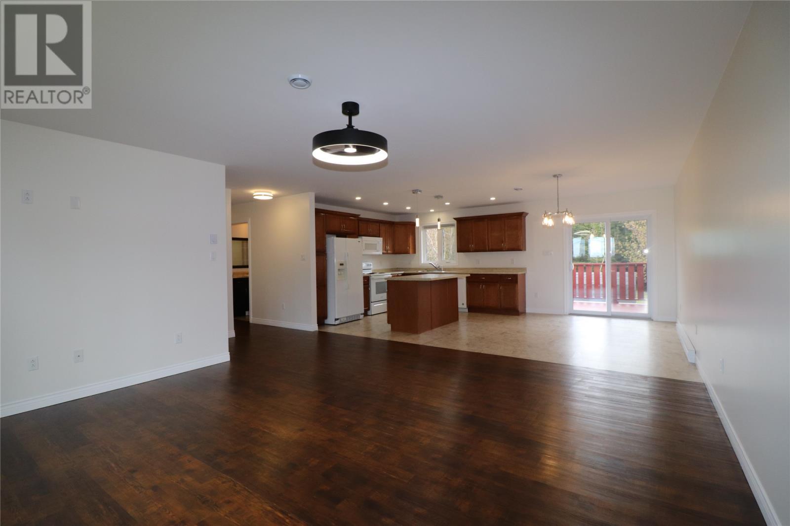 7 Squires Road, Paradise, NL