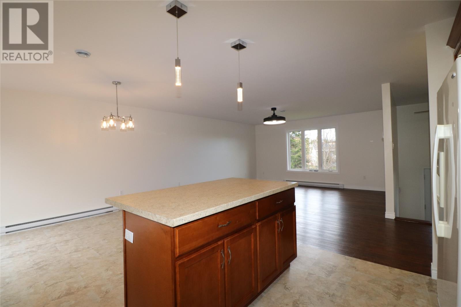 7 Squires Road, Paradise, NL