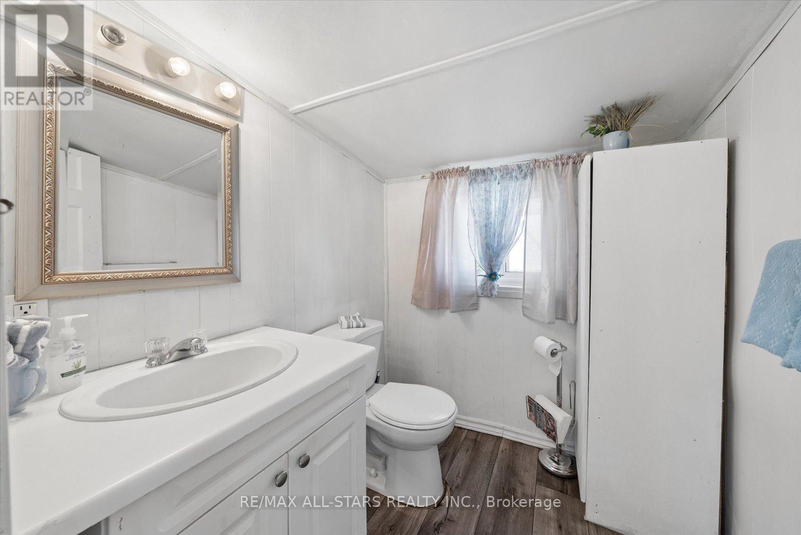 68 Farley Circle, Georgina, ON