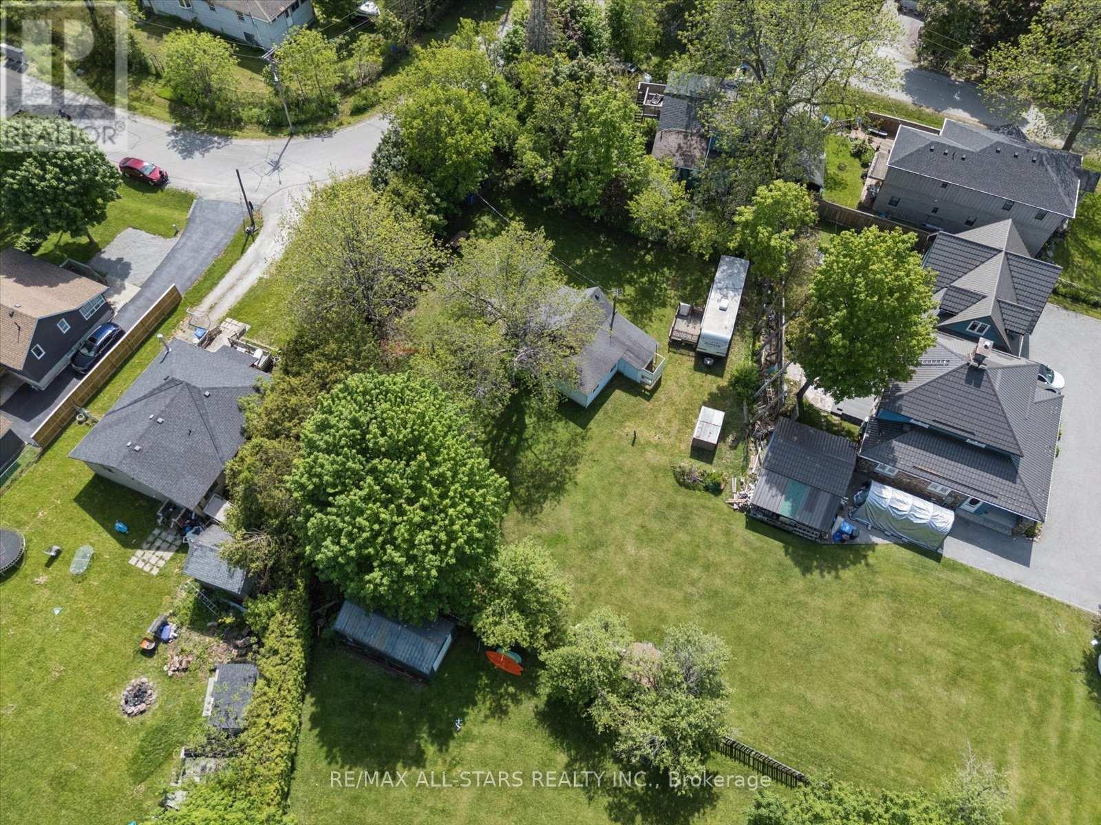 68 Farley Circle, Georgina, ON