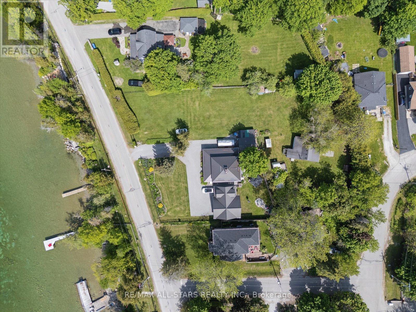 68 Farley Circle, Georgina, ON
