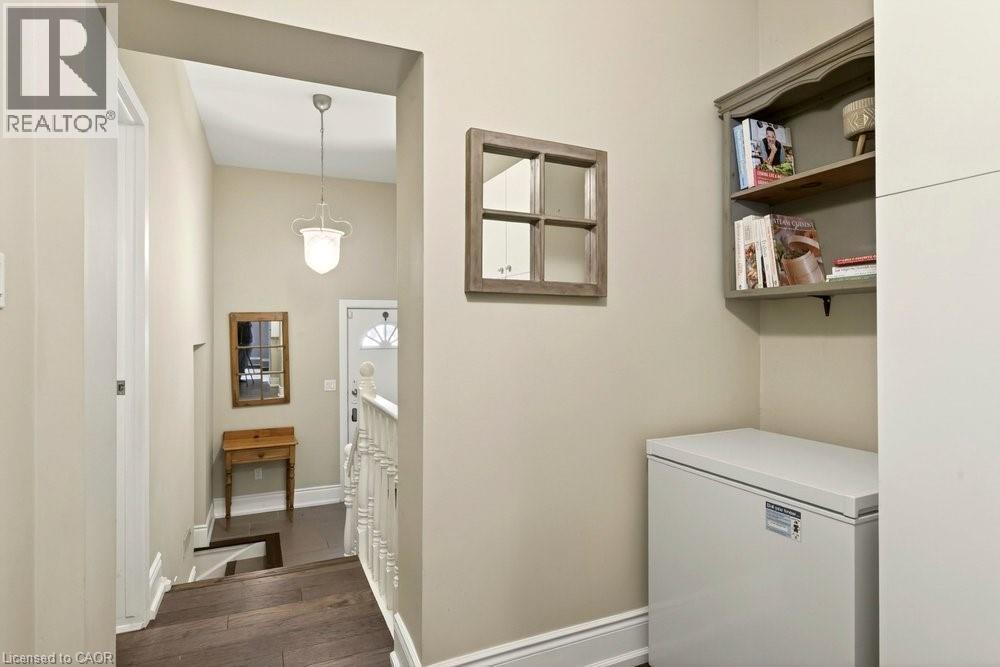 377 Hess Street S, Hamilton, ON