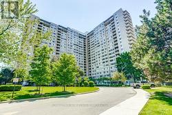 402 - 3590 KANEFF CRESCENT Mississauga, ON L5A 3X3