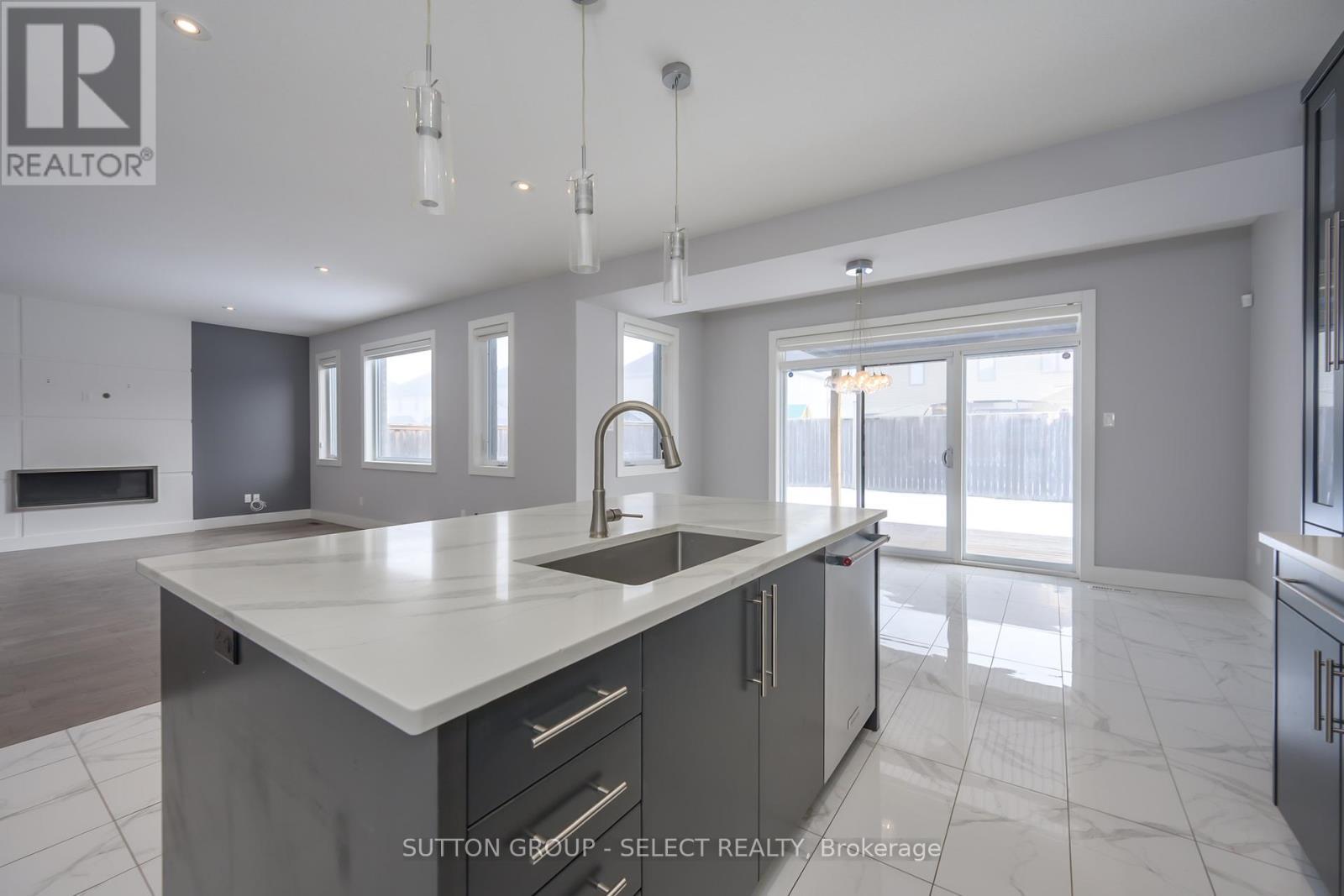 1062 Melsetter Way, London North (North S), ON