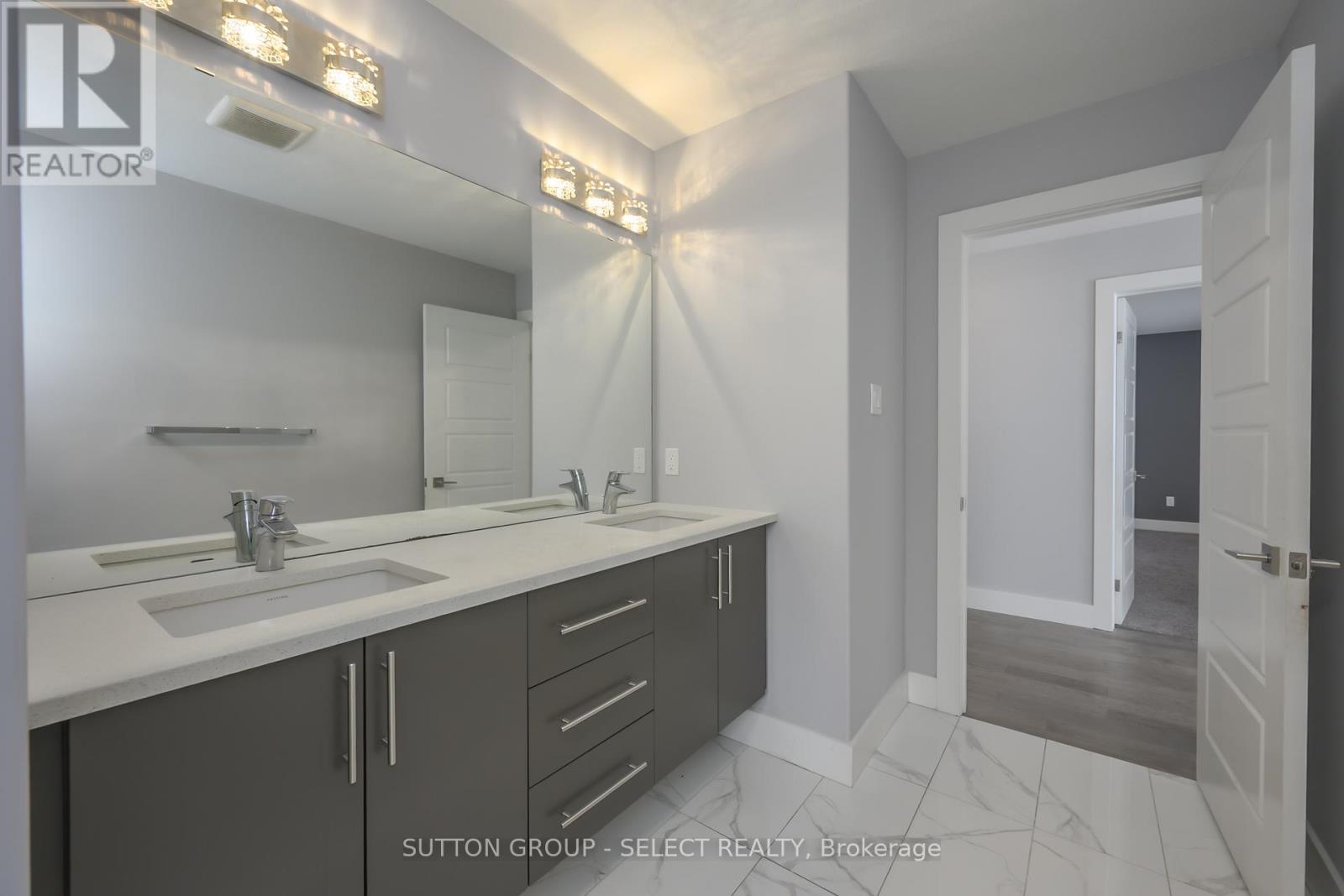 1062 Melsetter Way, London North (North S), ON