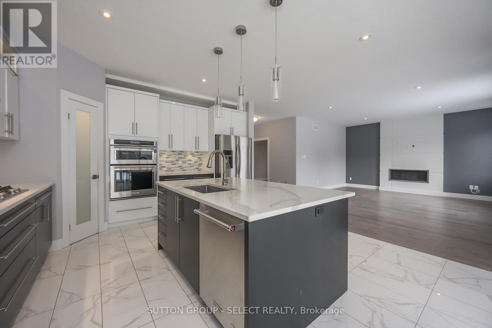1062 Melsetter Way, London North (North S), ON