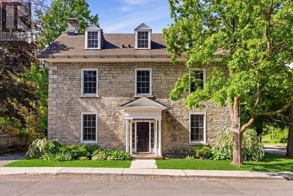 Welcome to 35 Mackay - 35 Mackay Street, Ottawa, ON