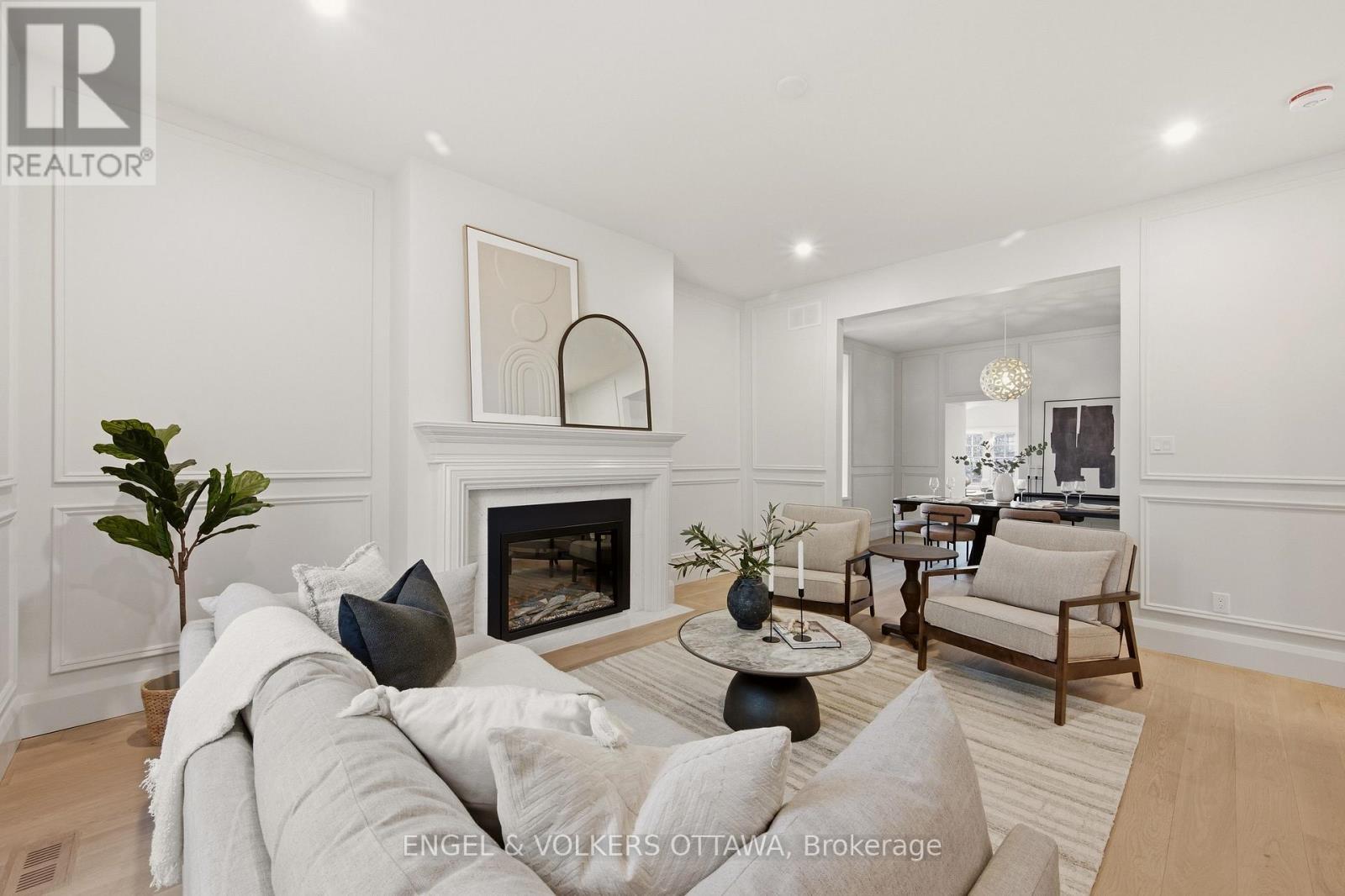 35 Mackay Street, Ottawa, ON