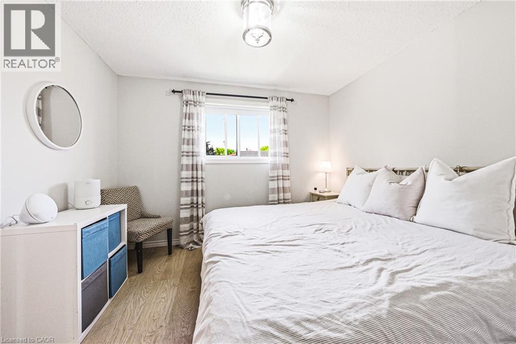 76 Boston Crescent, Hamilton, ON