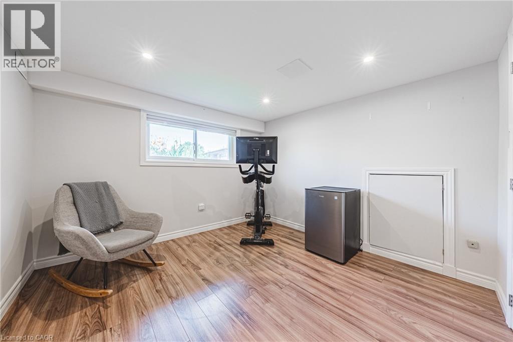 76 Boston Crescent, Hamilton, ON