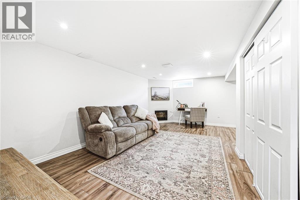 76 Boston Crescent, Hamilton, ON